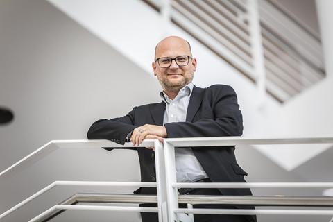 Oliver Kornhoff verlässt das Arp Museum und wird Direktor in Wiesbaden. Foto: Helmut Reinelt