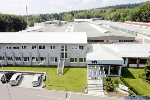 Die HR-Structures GmbH will am ehemaligen Display-Standort der STI Group im Grebenhainer Oberwald neue Arbeitsplätze schaffen.  Foto: Waldinger 