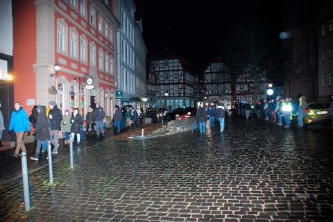 Teilnehmer des Lauterbacher "Montagsspaziergangs": Was bewegt Menschen, hier mitzulaufen?  Archivfoto: Kempf 