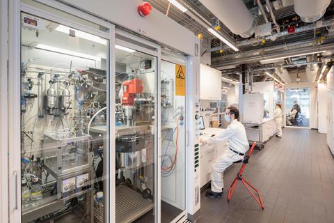 Hier werden bei Merck in Darmstadt neue Technologien für das Flüssigkristall-, Oled- und Halbleitergeschäft entwickelt. Foto: Merck